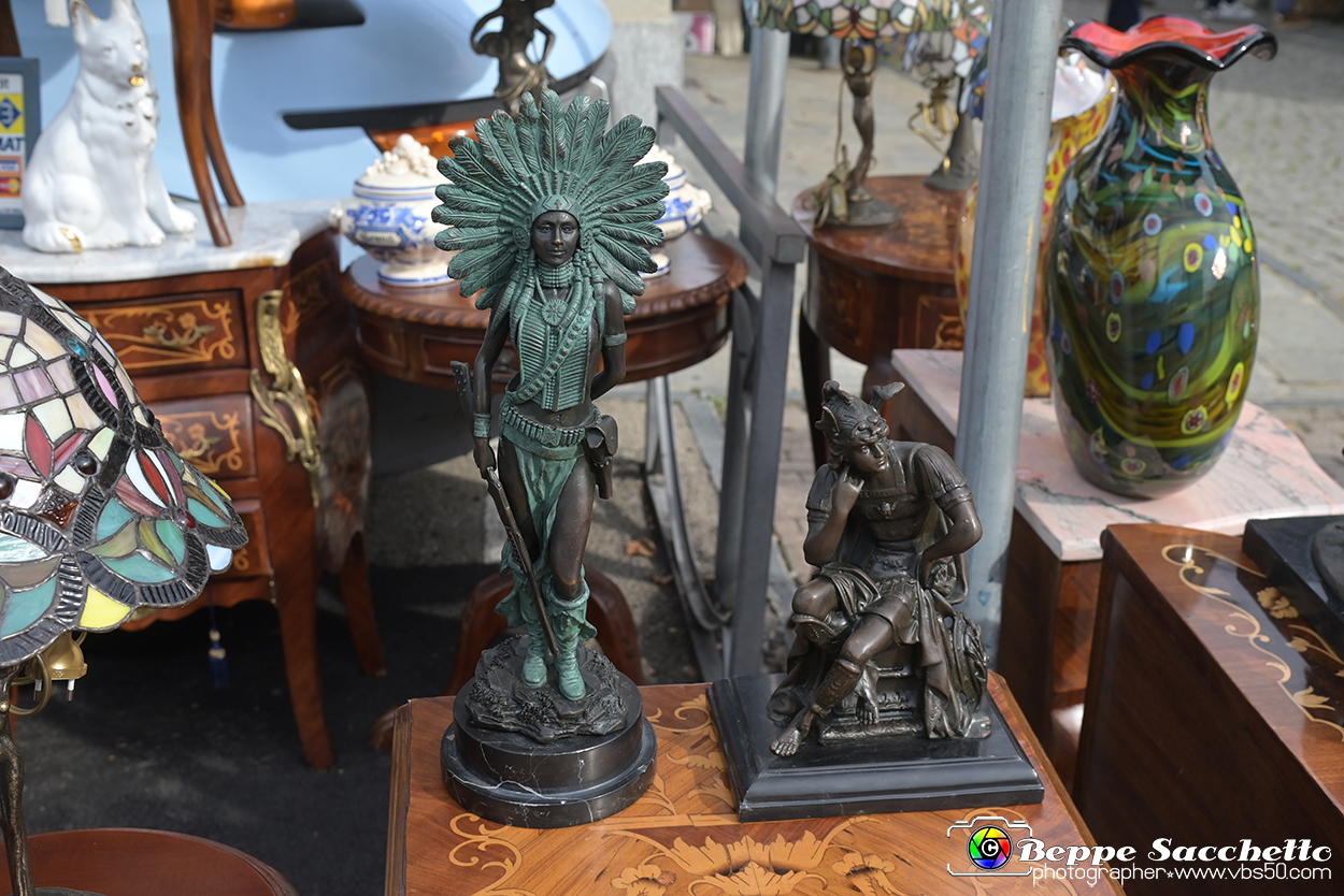 VBS_6686 - Mercatino dell'Antiquariato e dell'Hobbismo - Ottobre 2023.jpg